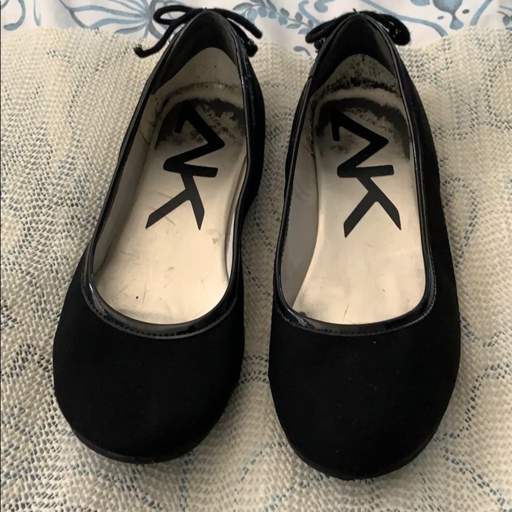 Anne Klein Sport black flats Size 8